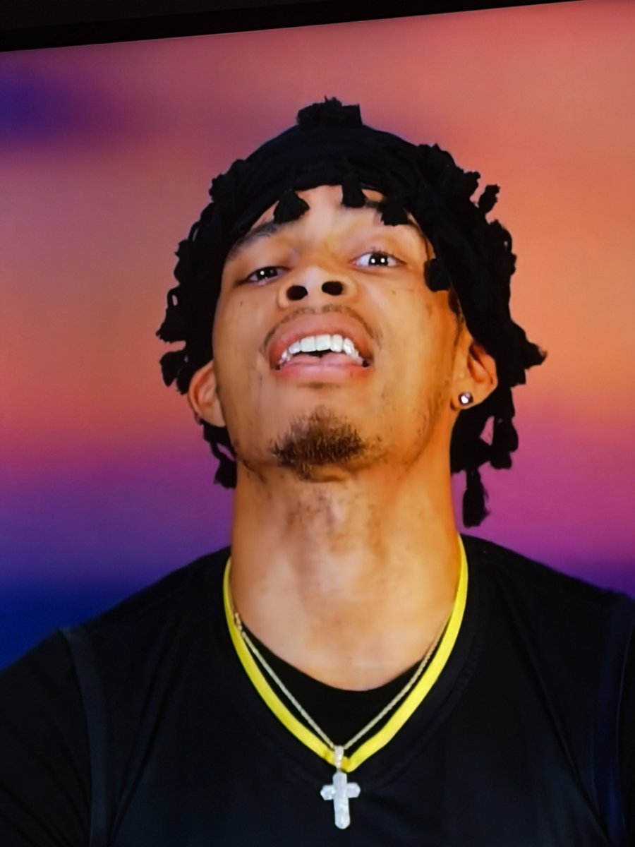 Splash_T's tweet photo. MUSTANG IS A OPEN BISEXUAL AND HE ASKED DUKANE COULD HE CRACK HIM OPEN FOR 10 MINUTES!!!!!!! 🫖 Biiiiiiccchhhhhh 😳😳😳😳 #BadBoysCanCun https://t.co/cBA9YWUWXH