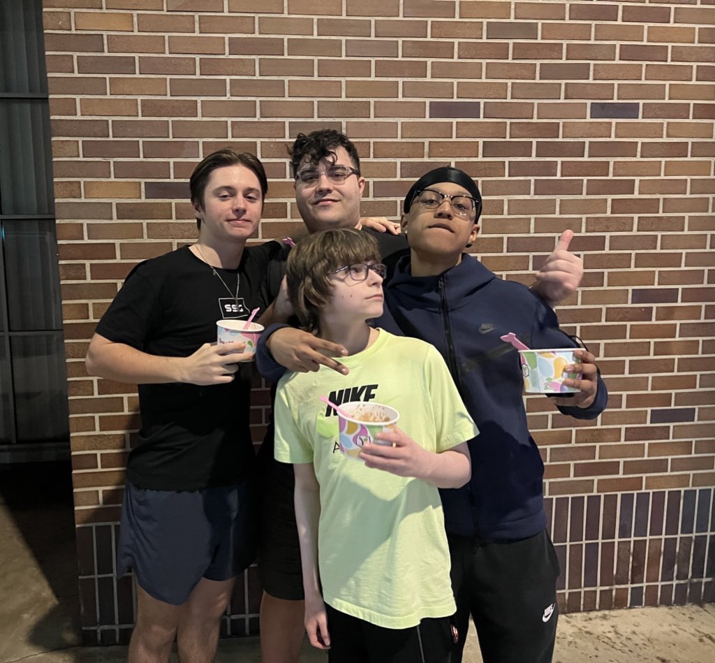 Tucci_SSG's tweet photo. What a journey for SSG in RL over the years it’s been

Ending with a Top 2 at Worlds

Thank you SO MUCH to all the fans chanting and supporting SSG

Grateful to all the players and coaches we’ve had over the years with the various teams we’ve cooked up

Especially the boys today https://t.co/nA6okN1Rdk