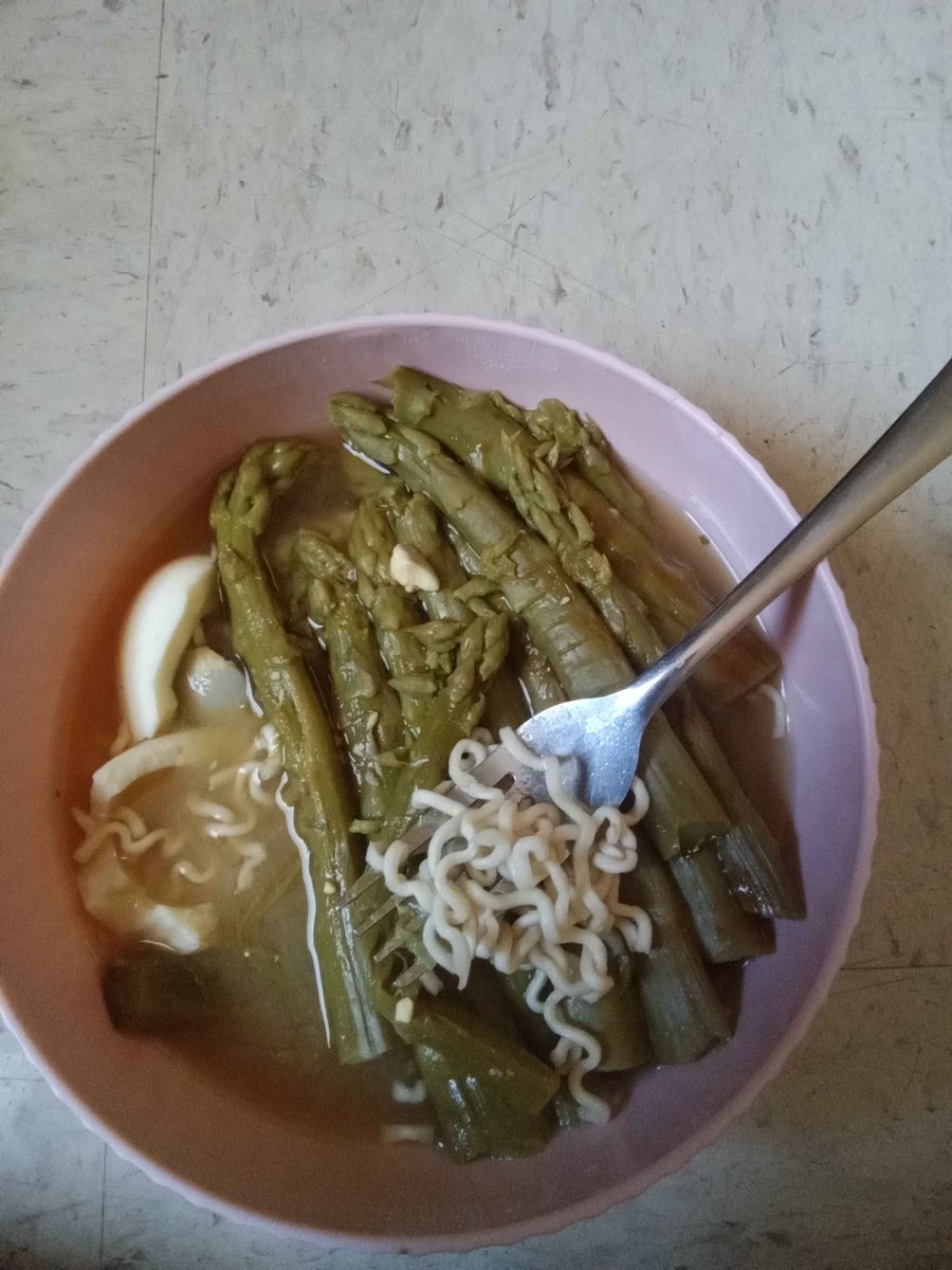 inhumankitty's tweet photo. Sometimes I think about how the food I make would even deter Henry's suicidal ass https://t.co/zssKScXpL1