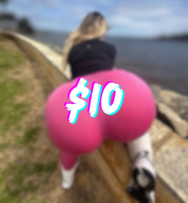 unemployedscam's tweet photo. I just received Music from @PigLytic https://t.co/k6yIIfnyvj https://t.co/ZJFuI8967d