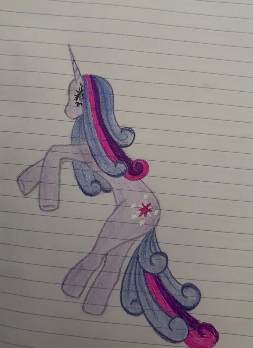 yumemruna's tweet photo. I hate how my drawings turn out I’m not used to using color 😭 https://t.co/nXovAwSAr1