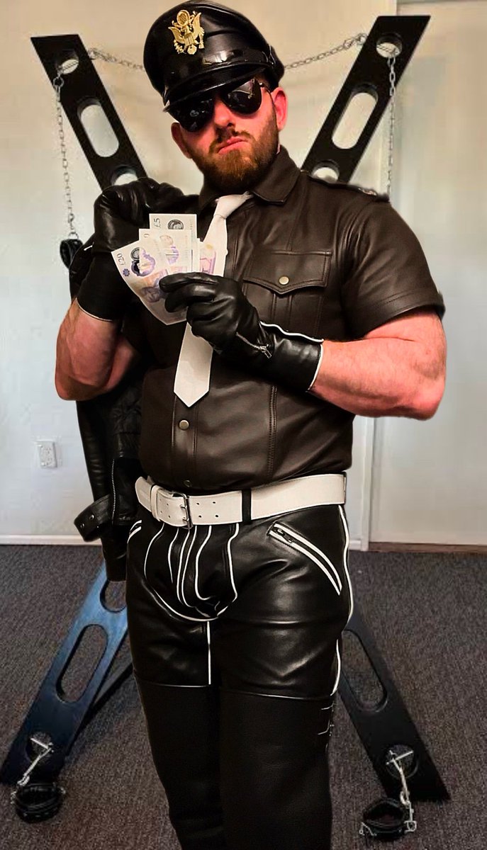 Leatherlover7's tweet photo. RT Game 

20 minutes 

£2 Like
£3 RT
£1 Comment(3 max)

@subserve22 is now back on his new account for me to put a tight squeeze on his sub wallet 😈

@PromoRTpig @PromoJacked @captain_tx92 @lthrglovedsub @RawUK_FindomRT @FindomAlphaRT https://t.co/2NpGa19alo