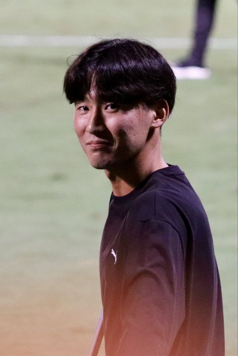 ky0_0koo's tweet photo. みんなに可愛いがられているんだろうな #前田勘太朗 選手
たくさんのサポーターも待ってますよ✨
#comebackstronger
#横浜FC
#yokohamafc https://t.co/dZzQ8b78Vy