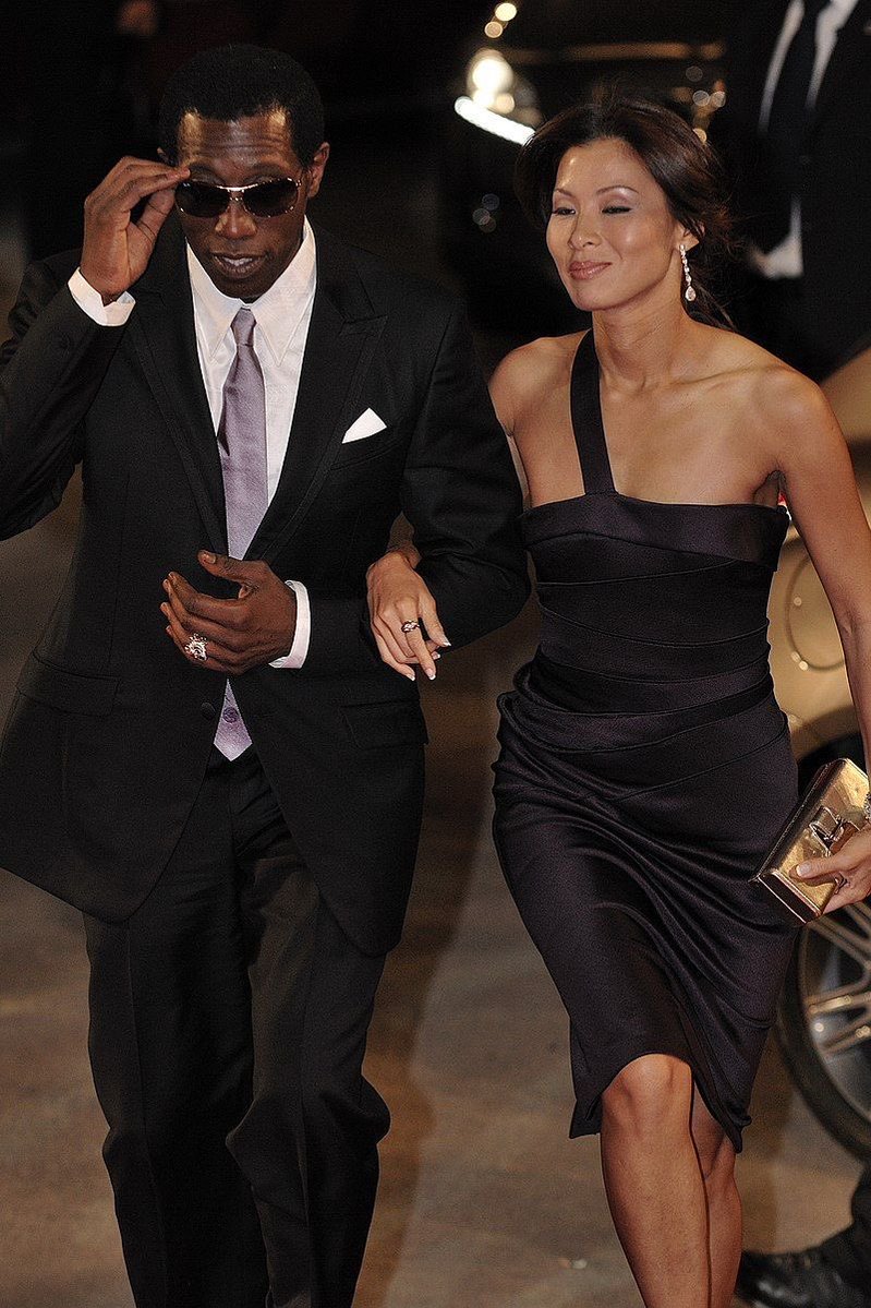 Bigdaddyvinz_'s tweet photo. Wesley snipes and his south Korean wife...they've been married for over 24 years https://t.co/LRNjf8sSyg