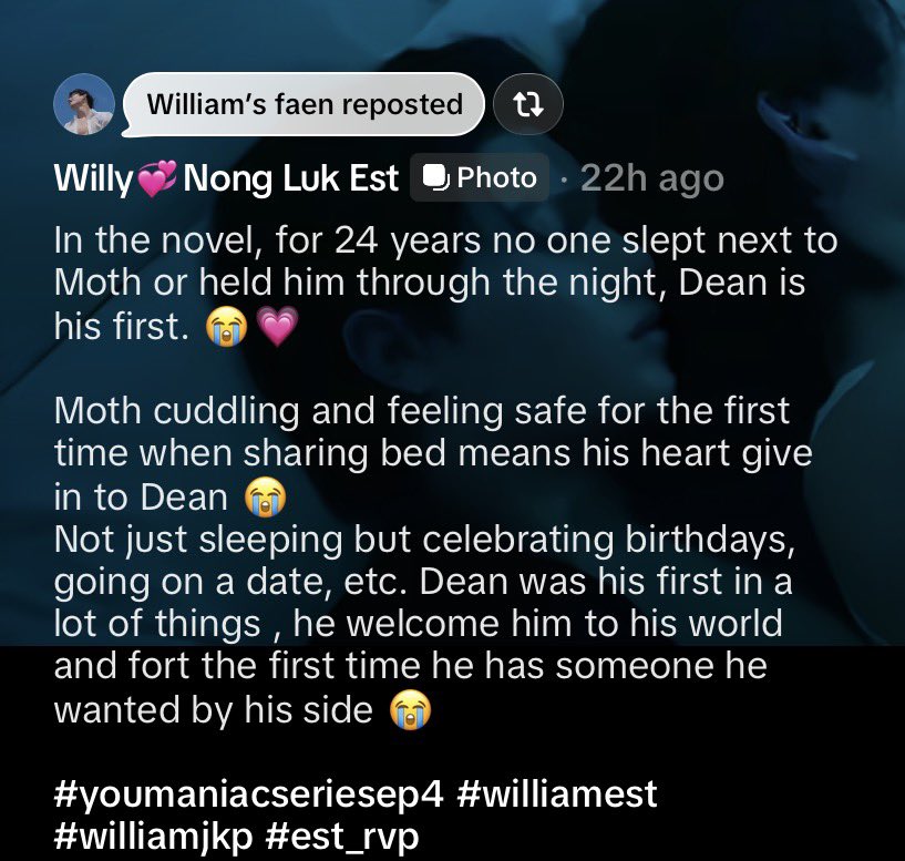 valcrazyforWE's tweet photo. Est reposting this 😭😭🤍

🤍: in the novel for 24 years no one slept next to Moth or held him through the night, Dean is his first. 

Not just sleeping but celebrating birthdays, going on a date, etc. dean was his first in a lot of things, he welcome him to his world and for the first time he has someone he wanted by his side

#YouManiacSeries