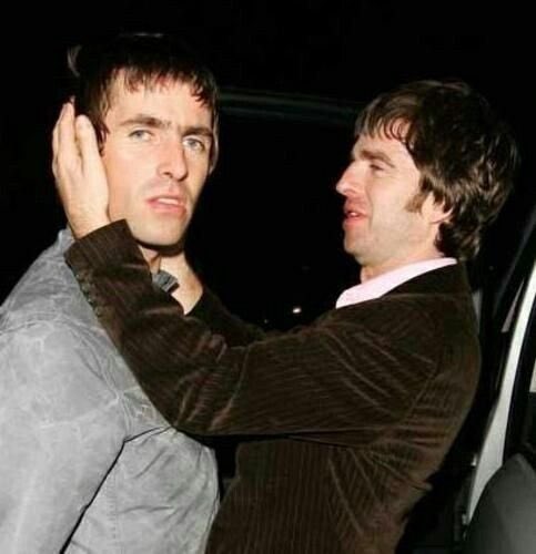 ImsoRegal's tweet photo. I love Oasis.
#Oasis https://t.co/vWkCR1SAml
