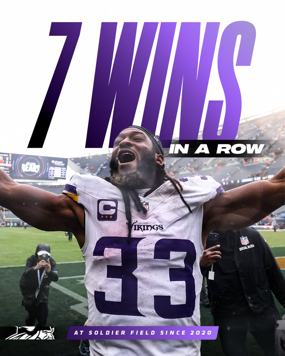 Vikings's tweet photo. 7 straight in Chicago 😈 https://t.co/YMS4DUDNdu