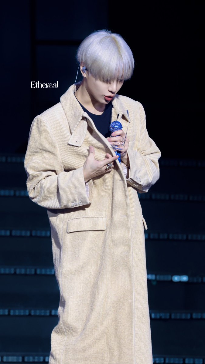 Ethereal_718's tweet photo. 260920 TAEMIN WORLD TOUR <LiMiNaL> in SEOUL

🐥☺️

#태민 #TAEMIN #テミン #泰民
#TAEMIN_LiMiNaL https://t.co/6xnjfL3GBF