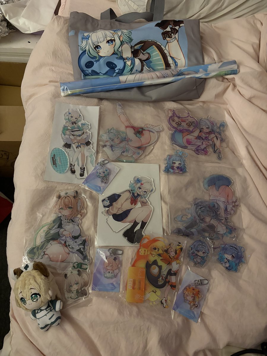 shuponyan's tweet photo. vexpo haul 🫪 it hurts to look at my bank account https://t.co/kcZCegZXPy