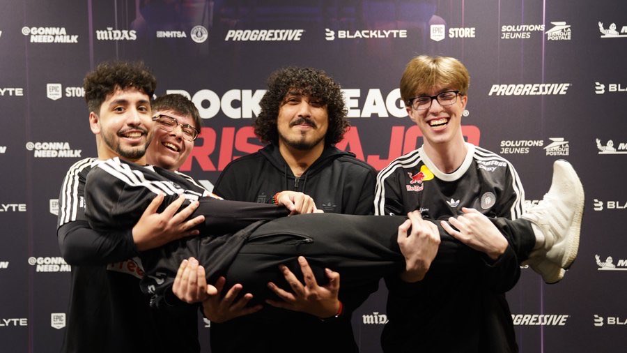 FUTesportsgg's tweet photo. THIS IS ROCKET LEAGUE

We close this Championship chapter by winning the hearts of the RLCS community. 

Thank you for your support from all around the world, and thank you to our incredibly hard-working team, who poured their hearts into the game and climbed from 0 points all the way to the top 4.

We close this chapter to start a new one. Sometimes the journey is more beautiful than the destination.

Thank you, we love you and remember:

FUTURE is FUT