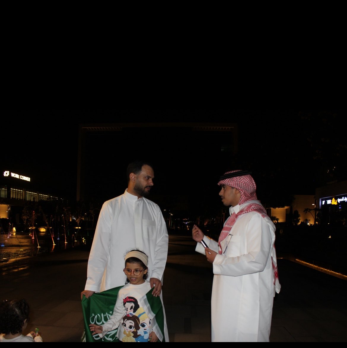 Axg2p's tweet photo. من تصويري لمقابلات اليوم الوطني🇸🇦👀
انتظرونا مع @q1l1ii 

#اكسبلور #كواليس #KKU #explor #اليوم_الوطني_السعودي_٩٦ #جامعة_الملك_خالد https://t.co/jhm7yFuZFy