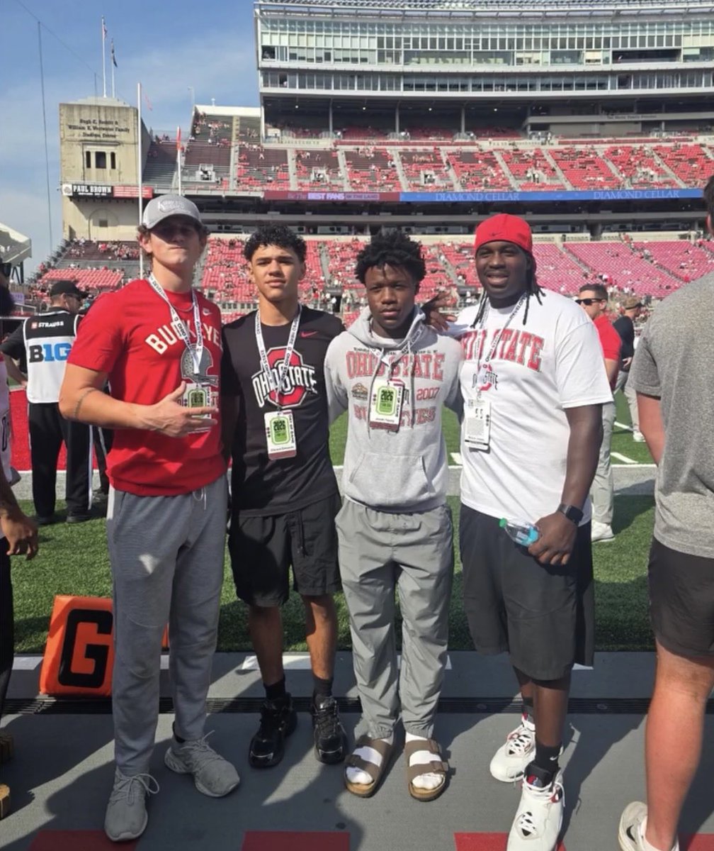 Mason_Mc84's tweet photo. Very grateful to visit @OhioStateFB over the weekend and connect with coaches! @Brucejo26064403 @AllenTrieu @TheD_Zone https://t.co/O94JgQjIa2