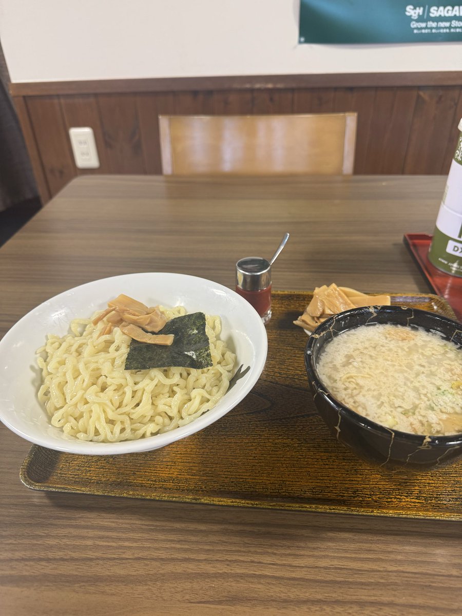 4415thrash's tweet photo. 連休2日目、朝ラー
#つけ麺(1.5玉)
#大笑家 https://t.co/CLT8QHjOnD
