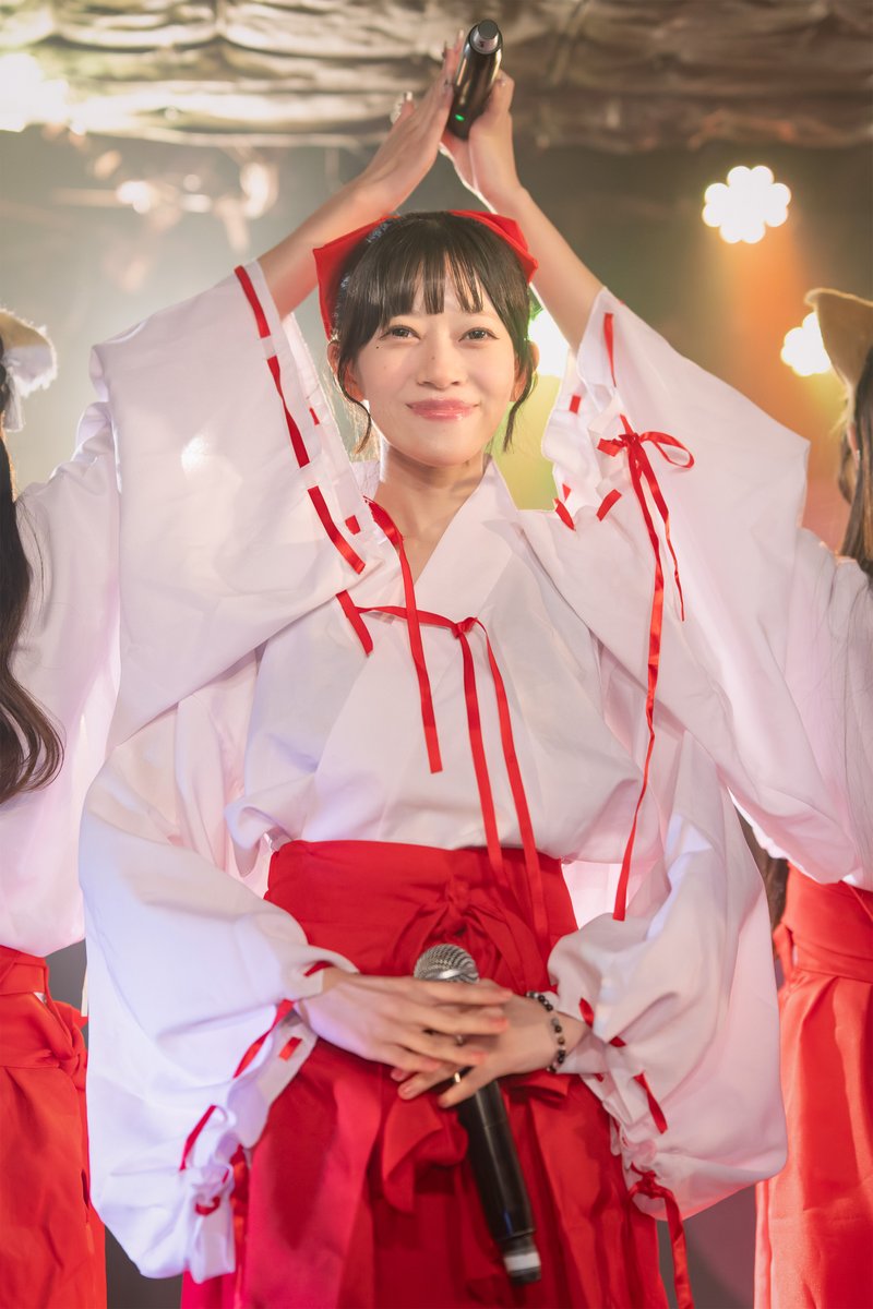 11eyru0g's tweet photo. 立華大神宮の神主さんかわいかった🥰
マイクスタンドが壊れるハプニングもあったけど結果オーライで👍
#UNDO
#とうかの成長見守り隊 https://t.co/h4FY5k2U4w
