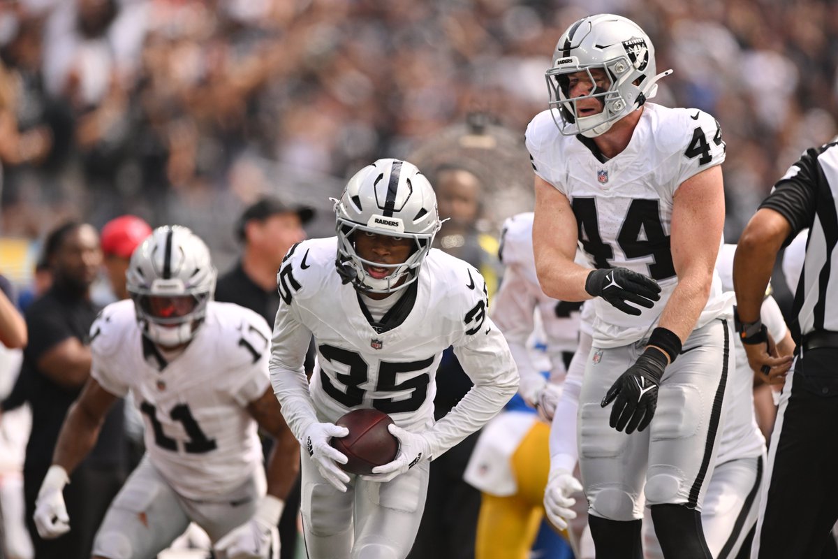 brgridiron's tweet photo. Raiders rookie &amp; former Cal DB Hezekiah Masses has picked Justin Herbert off twice today https://t.co/MhwHeUVcnJ