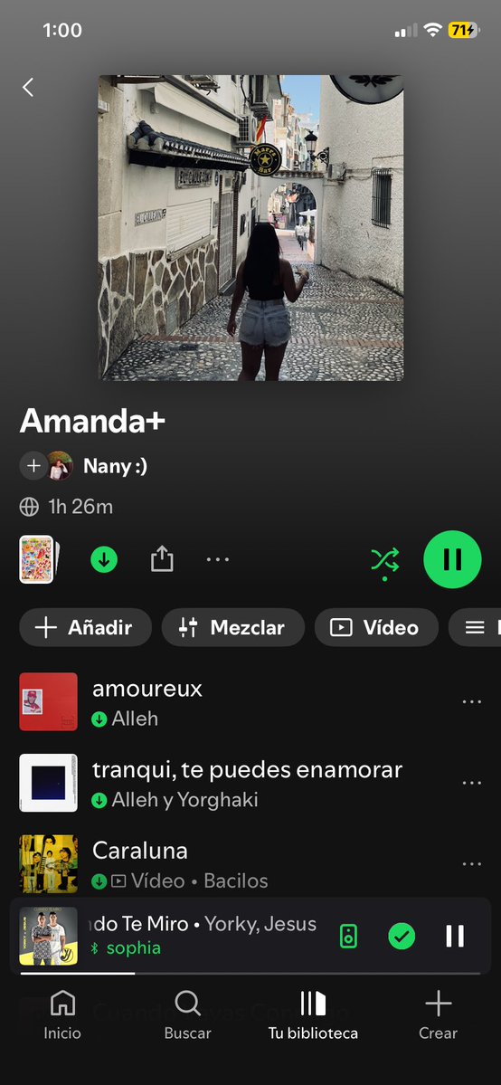 4m4da's tweet photo. Tengo una Playlist con todas las canciones que utilizaré con mi próxima pareja y cada que las escucho me emociono 😭 (Es bien Veneka la Plailis) https://t.co/sEFglHQ0Za