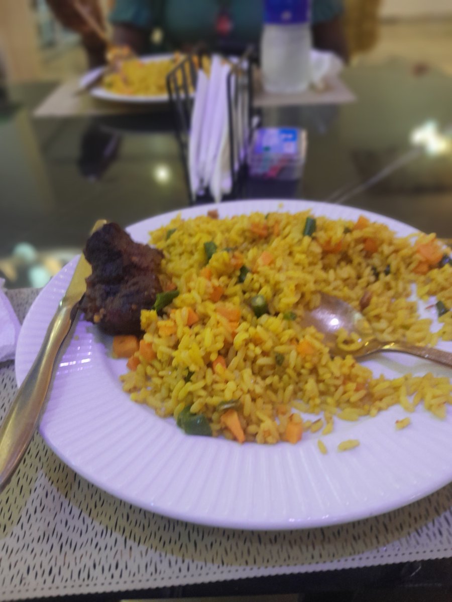 Youngfab_BASE's tweet photo. I slept off why eating this food what may be the problem 🙃? 
Curiosity make me ask https://t.co/rvHMdkxmqv