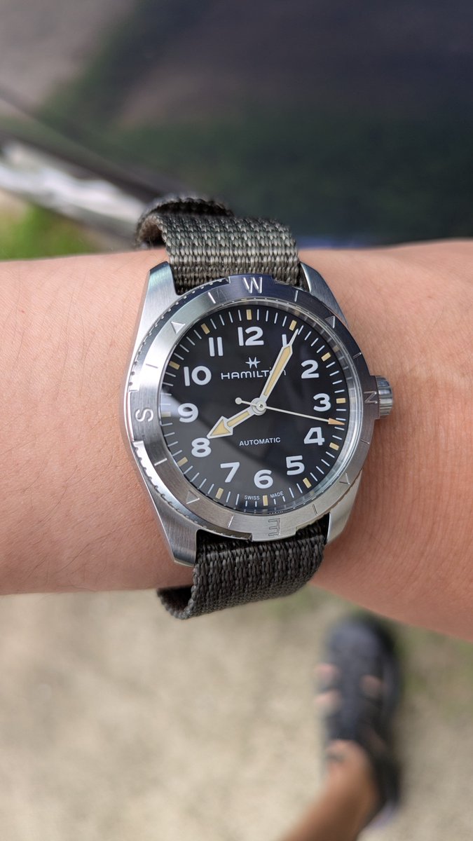 Yestermorrow26's tweet photo. 連休最終日です…。
#ハミルトン #HamiltonWatch #khakifield #Expedition https://t.co/eUZHUgMN1l