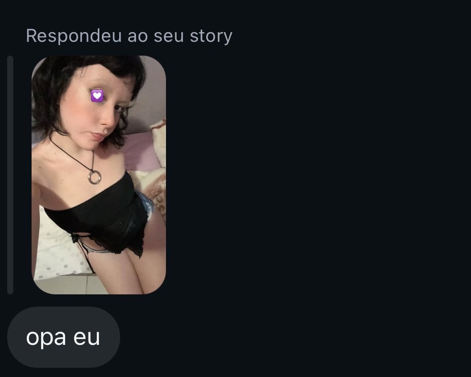 br5na's tweet photo. homem aleatorio na minha dm VS menino que eu queria muito namorar e fazer feliz https://t.co/YEfnCEUho4