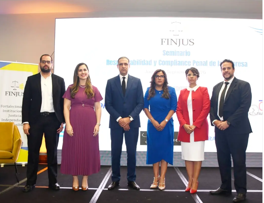 finjusrd's tweet photo. FINJUS celebró exitosamente el “Seminario sobre Responsabilidad y Compliance Penal de la Empresa”, que reunió a más de 175 profesionales de las áreas ejecutiva, alta gerencia, jurídica y consultores empresariales, así como abogados y otros expertos relacionados. https://t.co/oRz95IVj9p