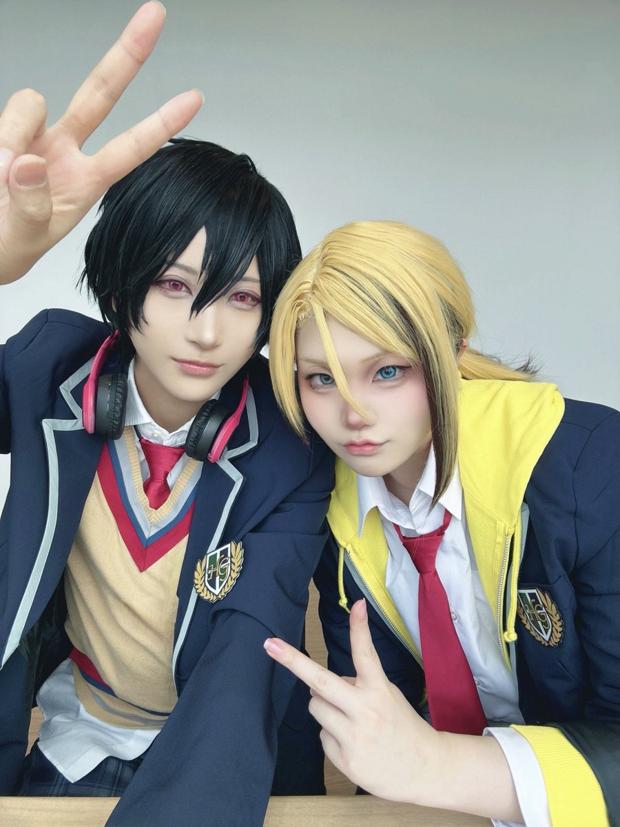 _shelix's tweet photo. cos｜🏫｜騒音🎸🎸 https://t.co/8cjTeVjY9j