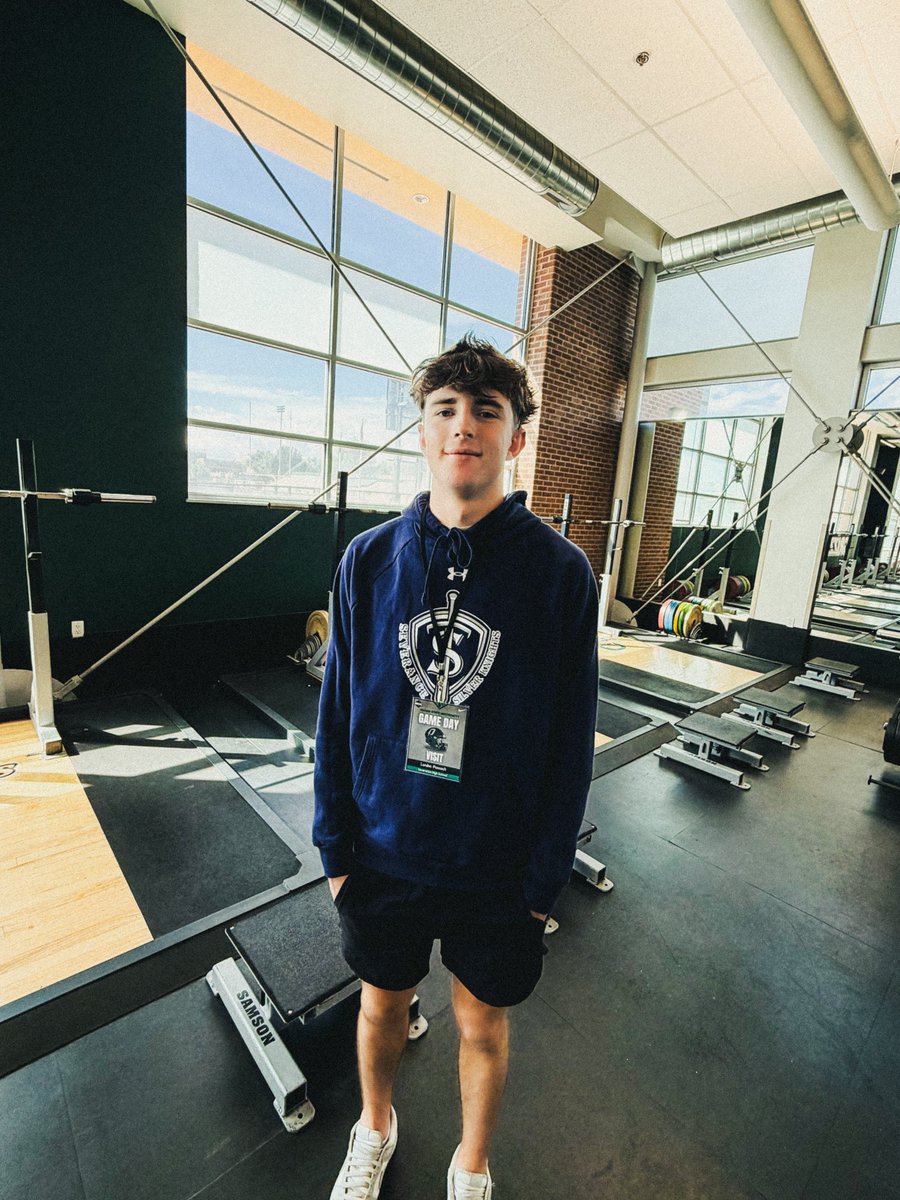 LandonPennock's tweet photo. Thank you to the Adams State coaches for having me out for a game day visit! Really enjoyed checking out the facilities, campus, and the program. Appreciate the hospitality! 🏈 @Coach_Kizewski @asugrizzliesfb @CoachGallasASU @coacholney @PrepZoneCO @TopPreps @CSAPrepStar @PrepRedzoneCO @PlayBookAthlete @N_W_Sports @Goats7v7 @CoPreps 
#GoGrizzlies #Recruiting