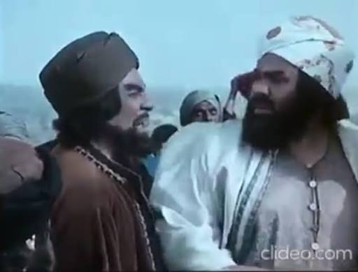 angelfairy166's tweet photo. @R5m132 الا تستحم يا رجل !!؟ الم تسمع عن الماء !!؟ 
أنها رائحتى و أنا فخورواً بها !!! 
فى النص بقى واقفة ياسمين عز بحر المفهومية و برميل الثقافة تلقى لنا محاضرة عن الراجل اللى بيخر مسك !!! https://t.co/foJDQLMVix