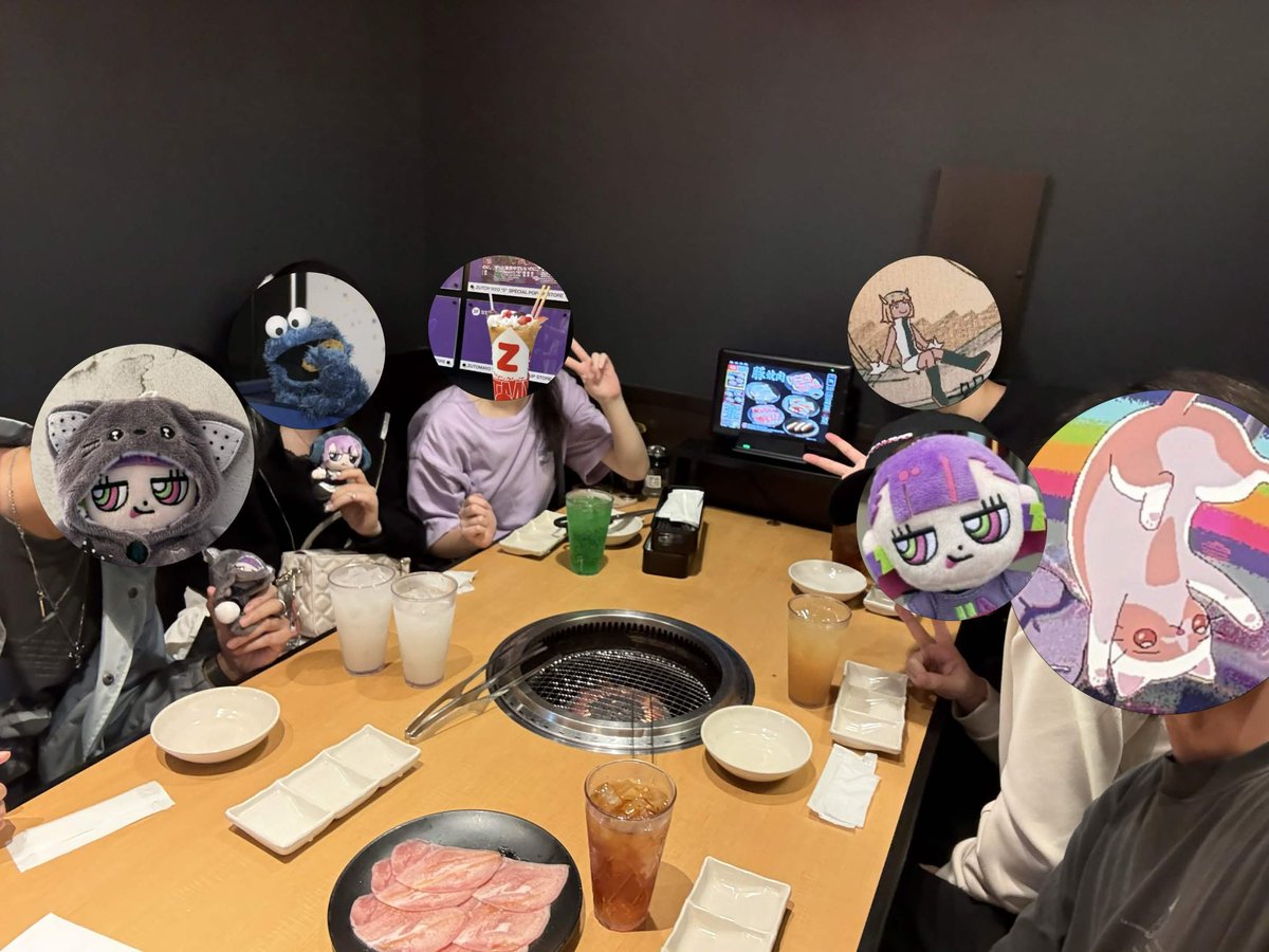 masu1wh's tweet photo. 昨日はみんなで焼肉食べたよ〜‼️
エンカ出来て楽しかった🤩🤩
（すみだ水族館はバイトのため参加無理でした） https://t.co/eQgEpPEGvG