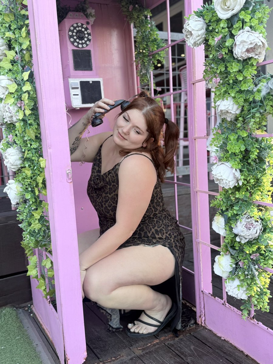 PawgNovaa's tweet photo. Give me a call if you can 📞😈😘 https://t.co/4pwFeNrExR