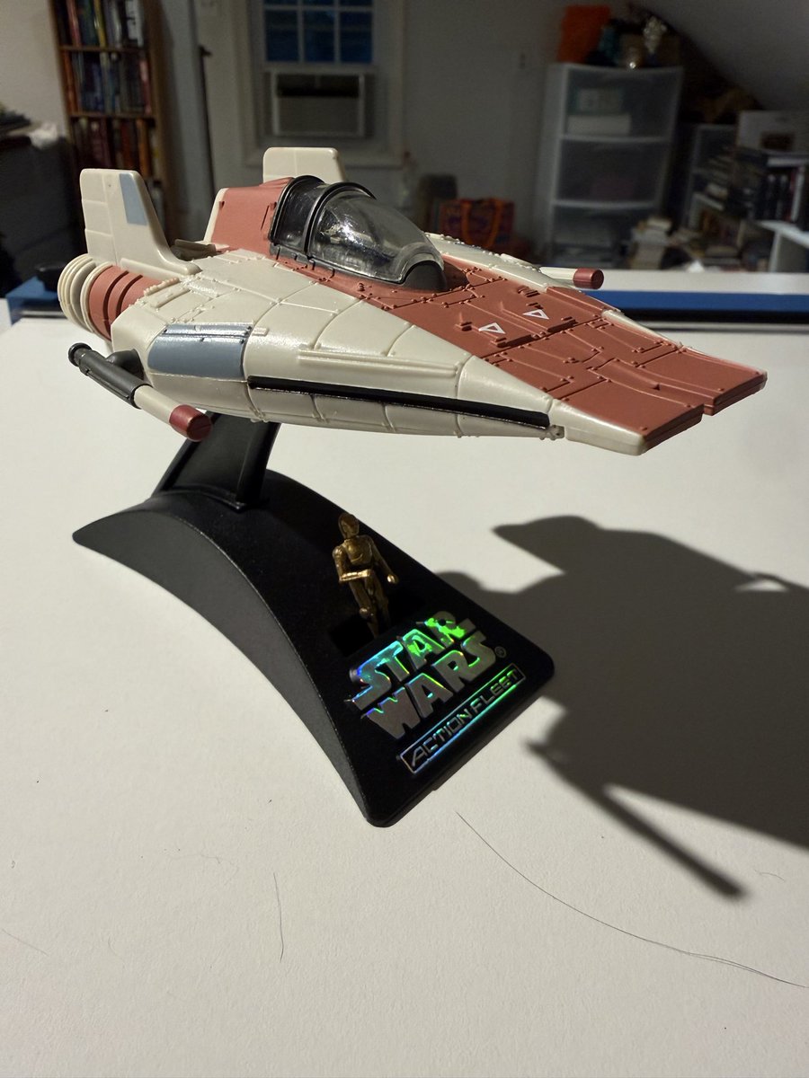 StarWars5W's tweet photo. Picked up the standard red color Galoob Action Fleet A-wing today to go alongside the Green Squadron variant.

It’s crazy how much higher quality these 30-year old models are compared to the Jazwares Micro Galaxy Squadron vehicles. Even the mini figures. https://t.co/4AuHzRLmgW