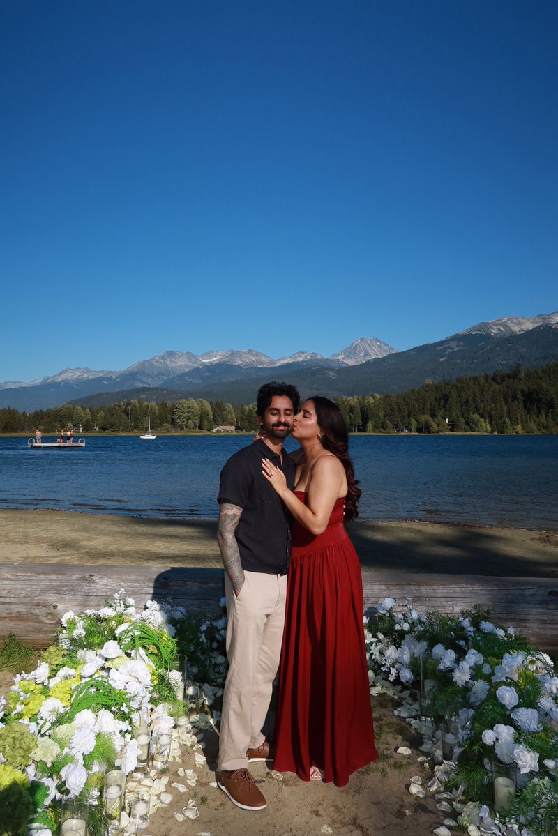 ThatsSoAnisha's tweet photo. That first date clearly went well, eh? https://t.co/FYoxbubhYz