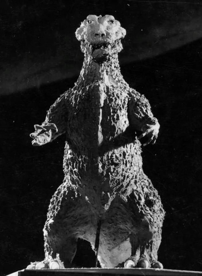 muzzledmax's tweet photo. @context1954 the v3 maquette has a very funny face https://t.co/C6HXcL8u9N