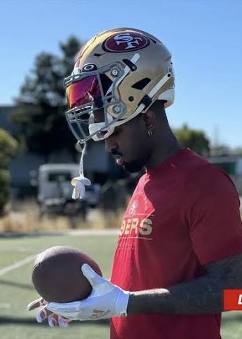 HaterReport's tweet photo. These guys put up the same stat line in Week 2 

Daejon Love                 Marvin Harrison Jr.

0 receptions                0 receptions
0 yards                           0 yards
0 touchdowns             0 touchdowns https://t.co/UMYBCuHWVR