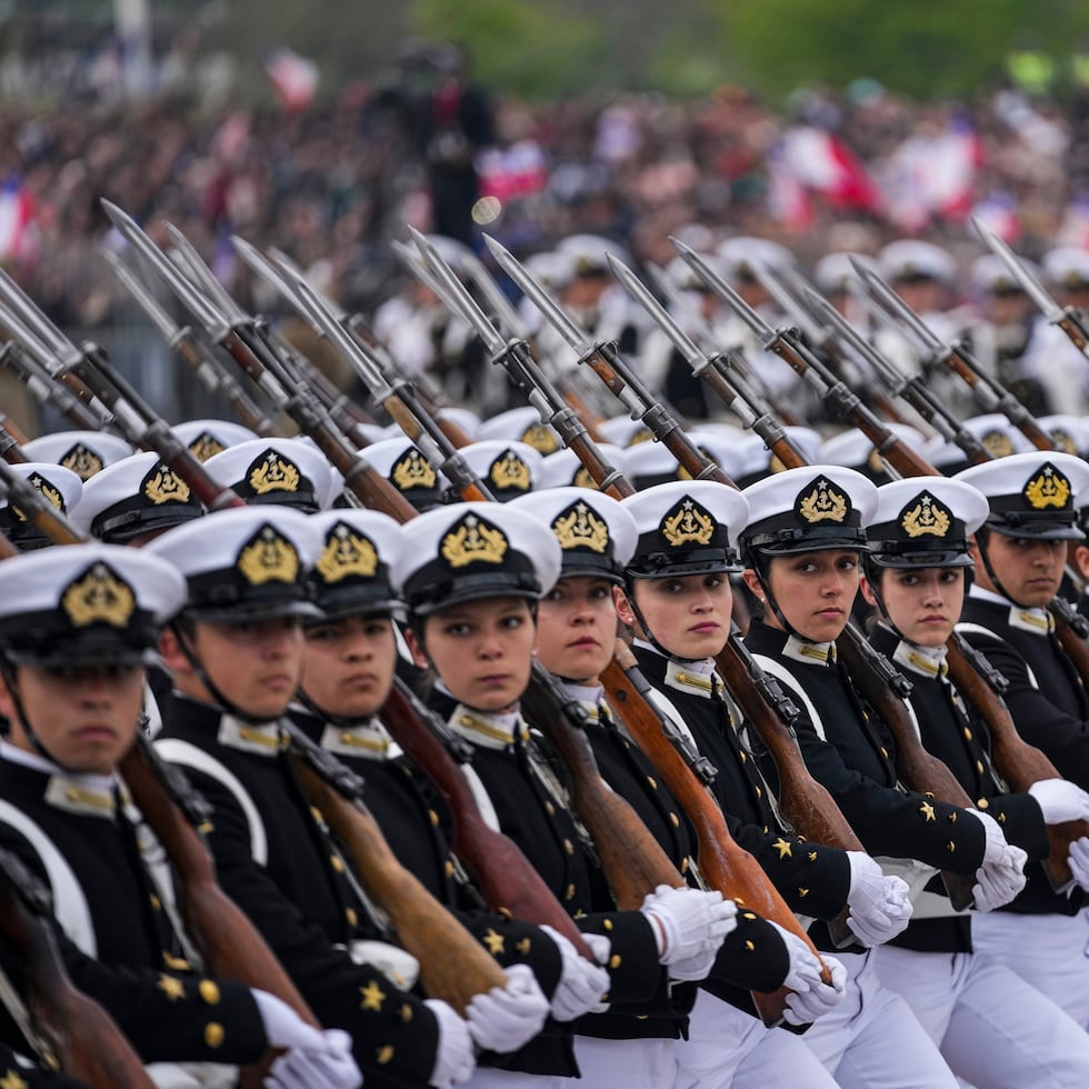 DesfileMilitar's tweet photo. Lindo. https://t.co/IYJC1qrsdr
