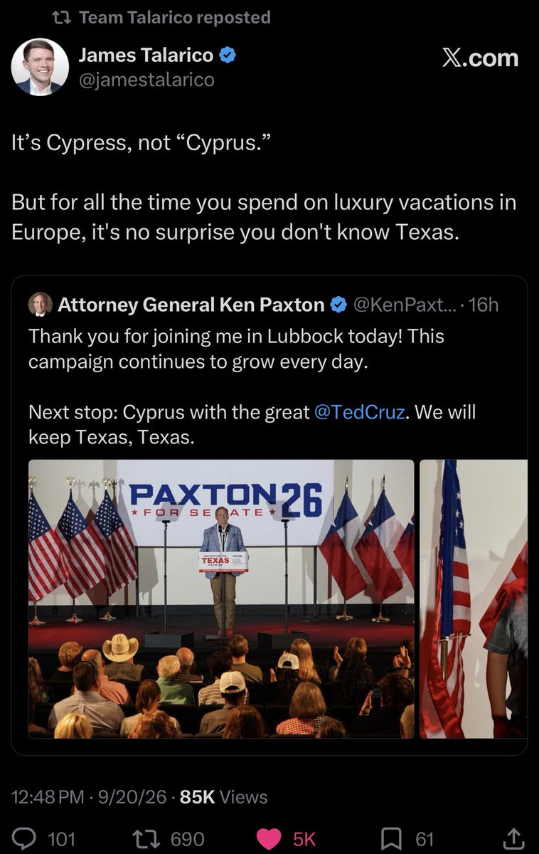 StopTrumpSign tweet picture