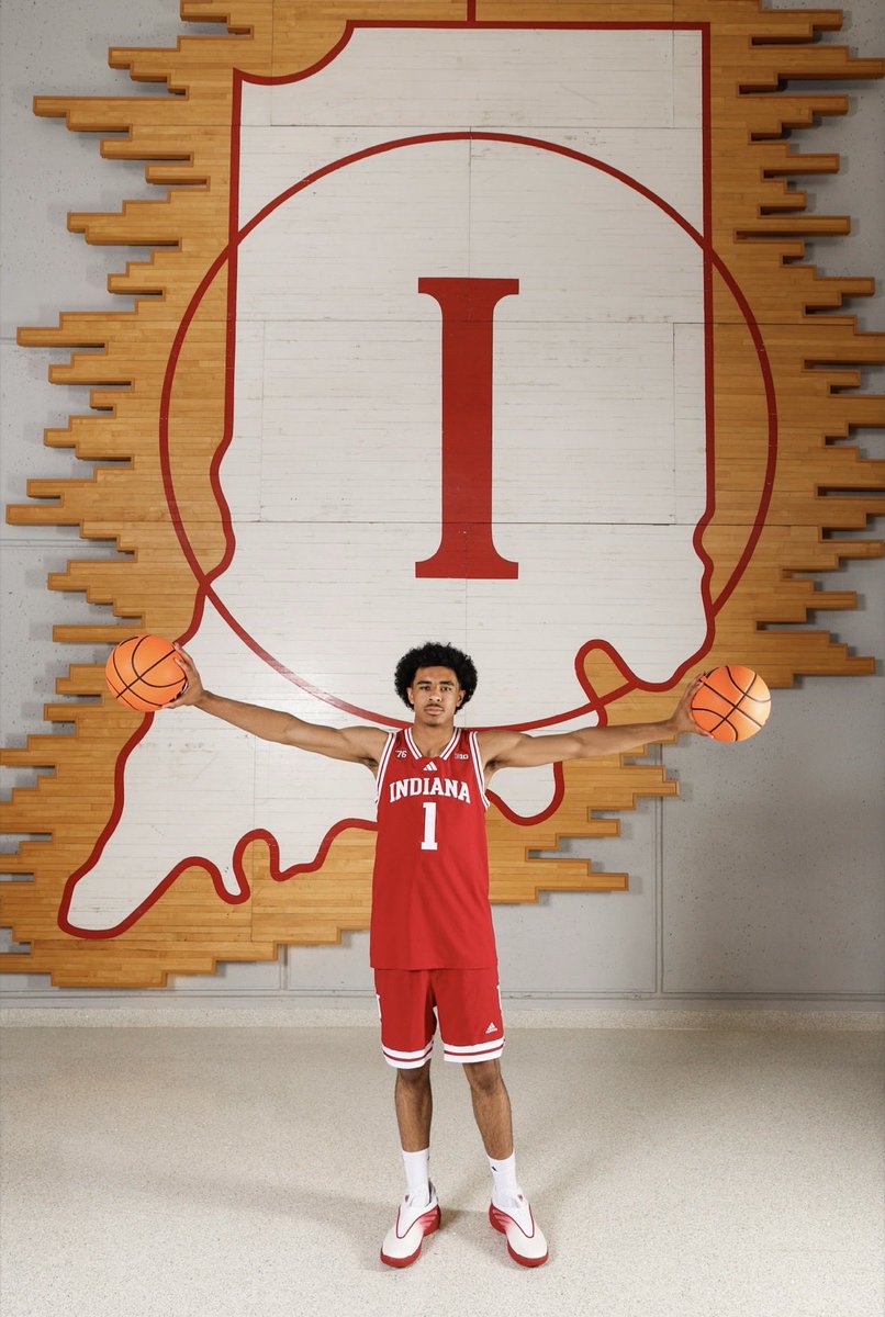 BradyPettigreww's tweet photo. Huge thanks to Hoosier nation and the Indiana basketball program for treating me so well! Go Hoosiers ❤️🤍 https://t.co/tL5GbAi0q3