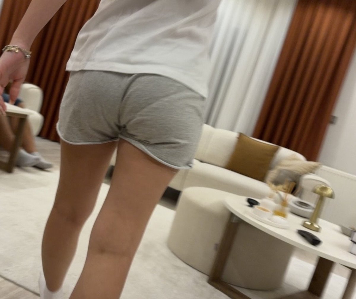app_naked's tweet photo. Kuzenini bize meze eden takipçim 

#gavat #cuckold #ensest #abla #anne #ayak #çorap #nylon #türbanlı #ifşa #ayakfetişi #ensestpaylasım #cuckoldtürkiye  #cuckoldkocaları #ensesttürbanlı #türkifşa https://t.co/akb5bkt5o2