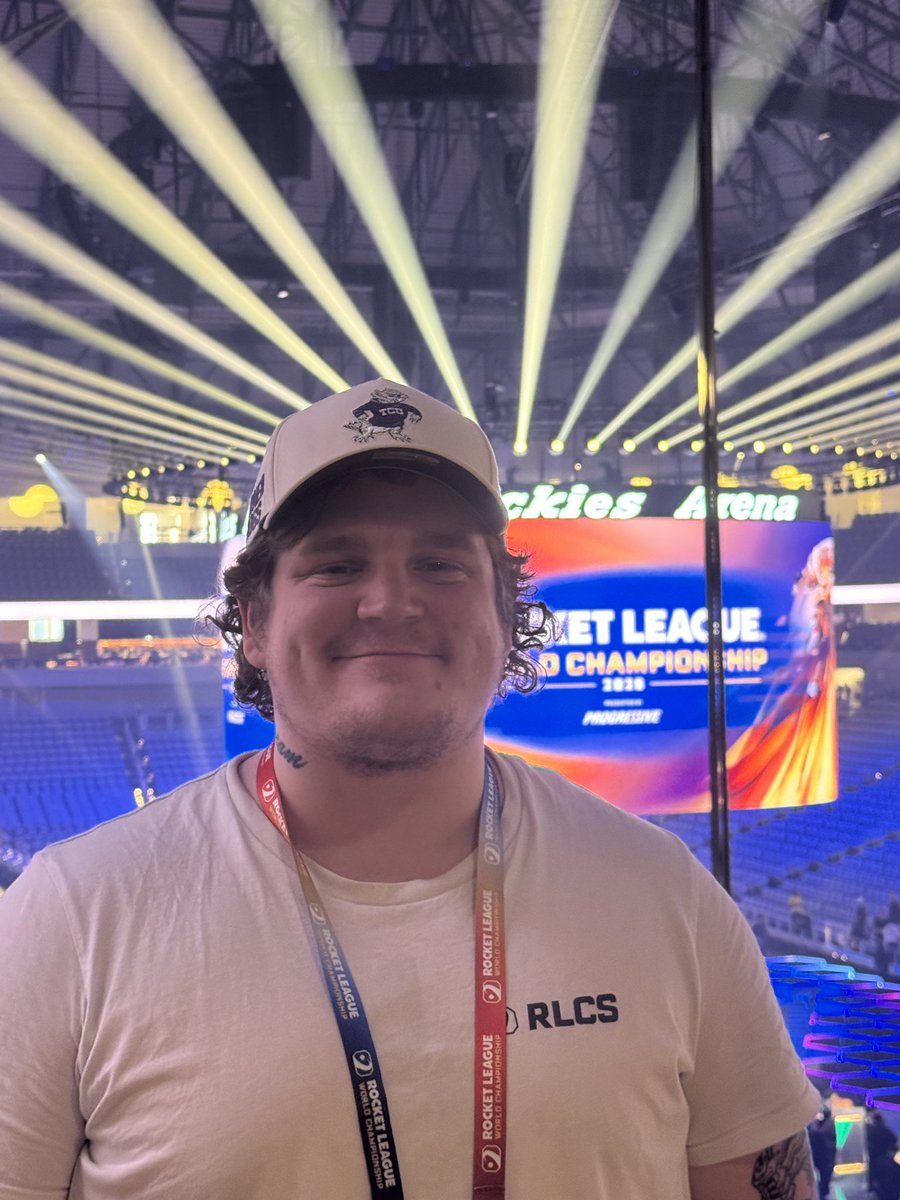 RotationAnt's tweet photo. a wrap on my 2nd @RLEsports season running the account

i’m so insanely proud of this year, 83 broadcast days of coverage this season

thank you for embracing me and the voice we bring, we’ve made so much progress in making RLEsports socials feel integrated into the community. i’m so grateful for everyone who has given anything i’ve created this year the time of day

there are too many people to thank in one tweet, but thank you to my beautiful wife @Viragophotos, @iDazerin (and @FirstTouchRL), @YIAMAS_, @Paul_ShepherdRL, @Jackshki + the entire BLAST and Epic Games teams and the whole community, if i tagged everyone this shit would be the length of the Iliad. i’m so thankful for everyone. i can’t wait to see what we cook next.

onto london.