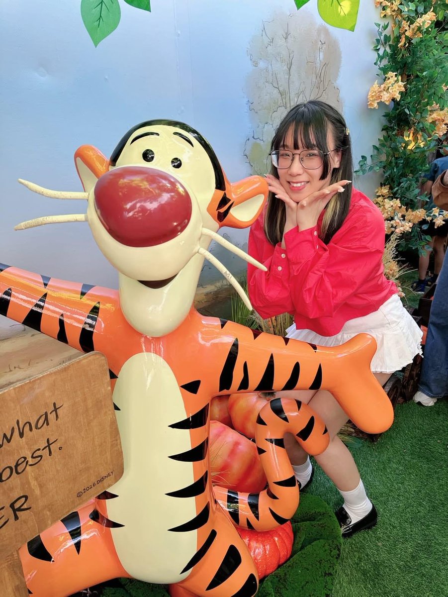 wooly_chan's tweet photo. Winnie the Pooh 🍯🐝🎈 https://t.co/AS8n7txNgb