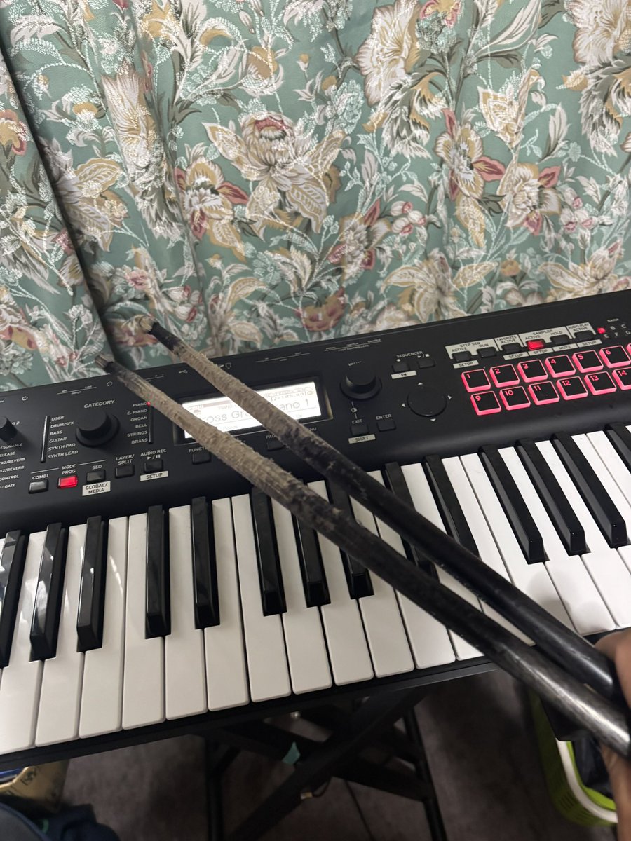 norisio26S's tweet photo. ラーメンとサウナと音楽が私のクソみたいな人生を楽しいものにしてくれている。はっきりわかんだね。 https://t.co/YalK2oI0hN