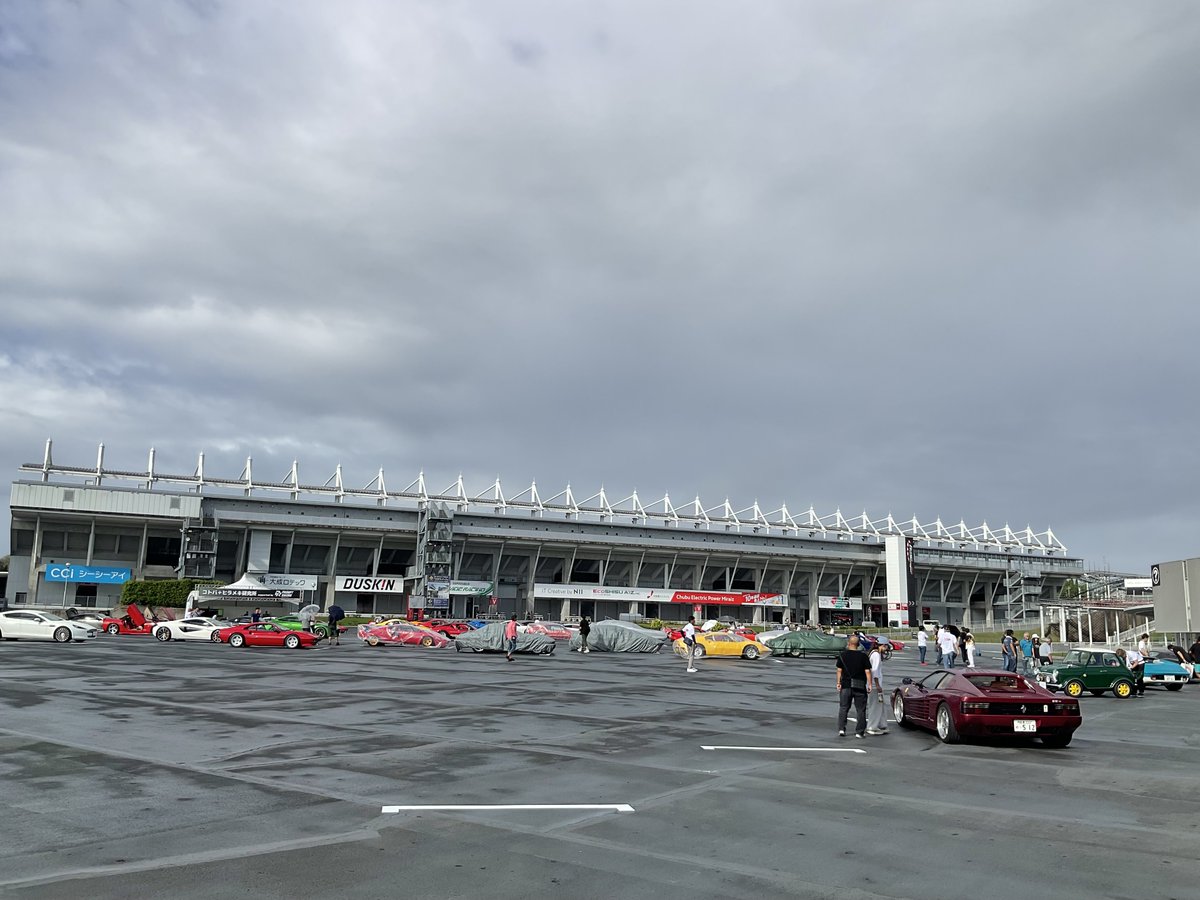 hotwheelstinian's tweet photo. 鈴鹿サーキット３日目
鈴鹿の空は晴れてきました☀️
ランボルギーニ　ミウラ

#鈴鹿サーキット　#ポルシェ　
#ホットウィール情熱日記 https://t.co/OZXeqpAcWk