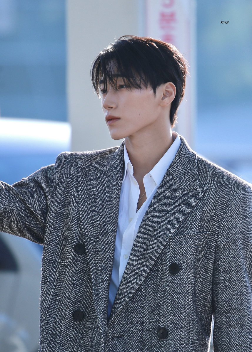 kmulso9's tweet photo. 260921 인천

립스틱정보공유좀..

#에이티즈 #ATEEZ
#SAN #최산 https://t.co/nNYdSAFaRW