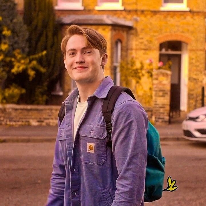 brabuletaaaaaaa's tweet photo. mandem  "?"  e  eu  te  dou
um  tema  de  personagens  ⑅⁠    ๋  ִ

me  deram  :  personagens de série favorito https://t.co/7s3AuSCL0O