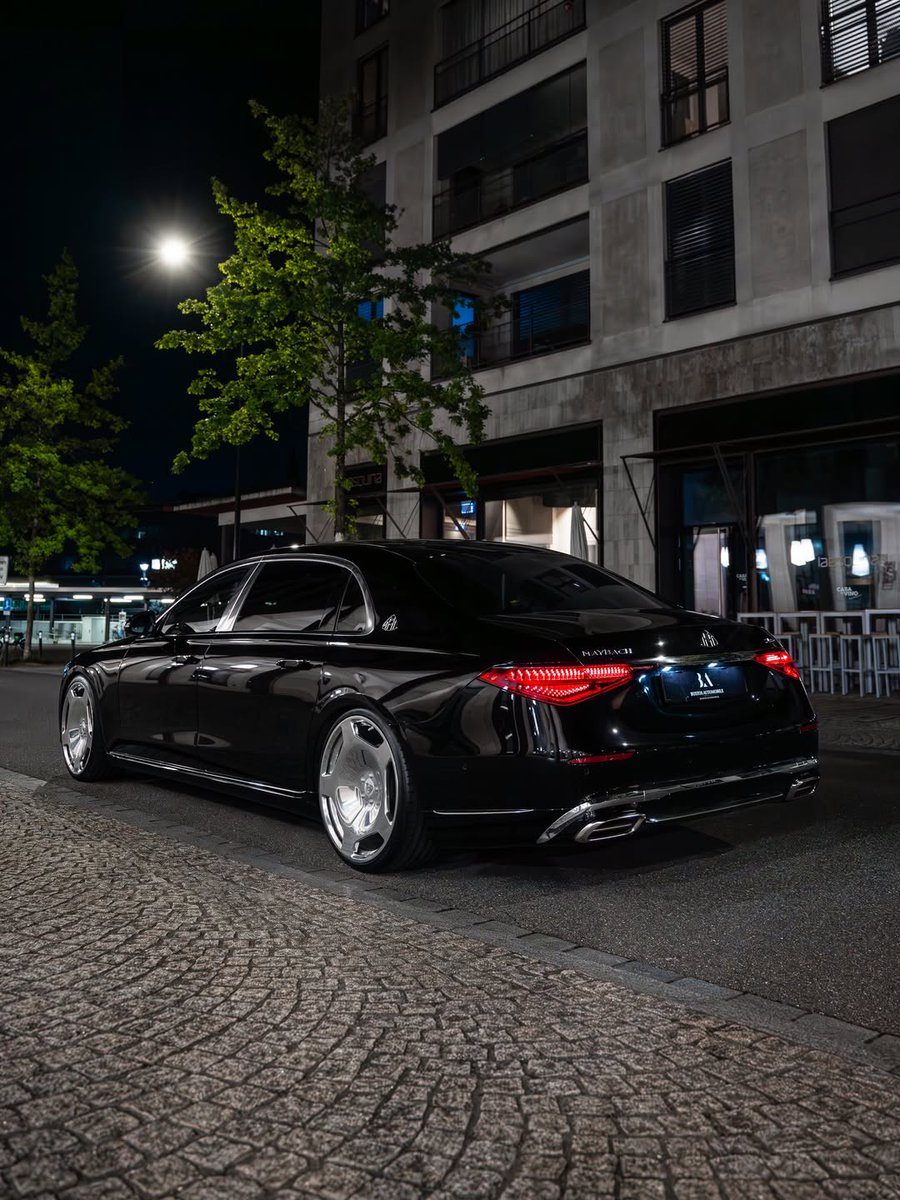 RPMvisualss's tweet photo. Maybach S580 https://t.co/GWTX2HyjK8