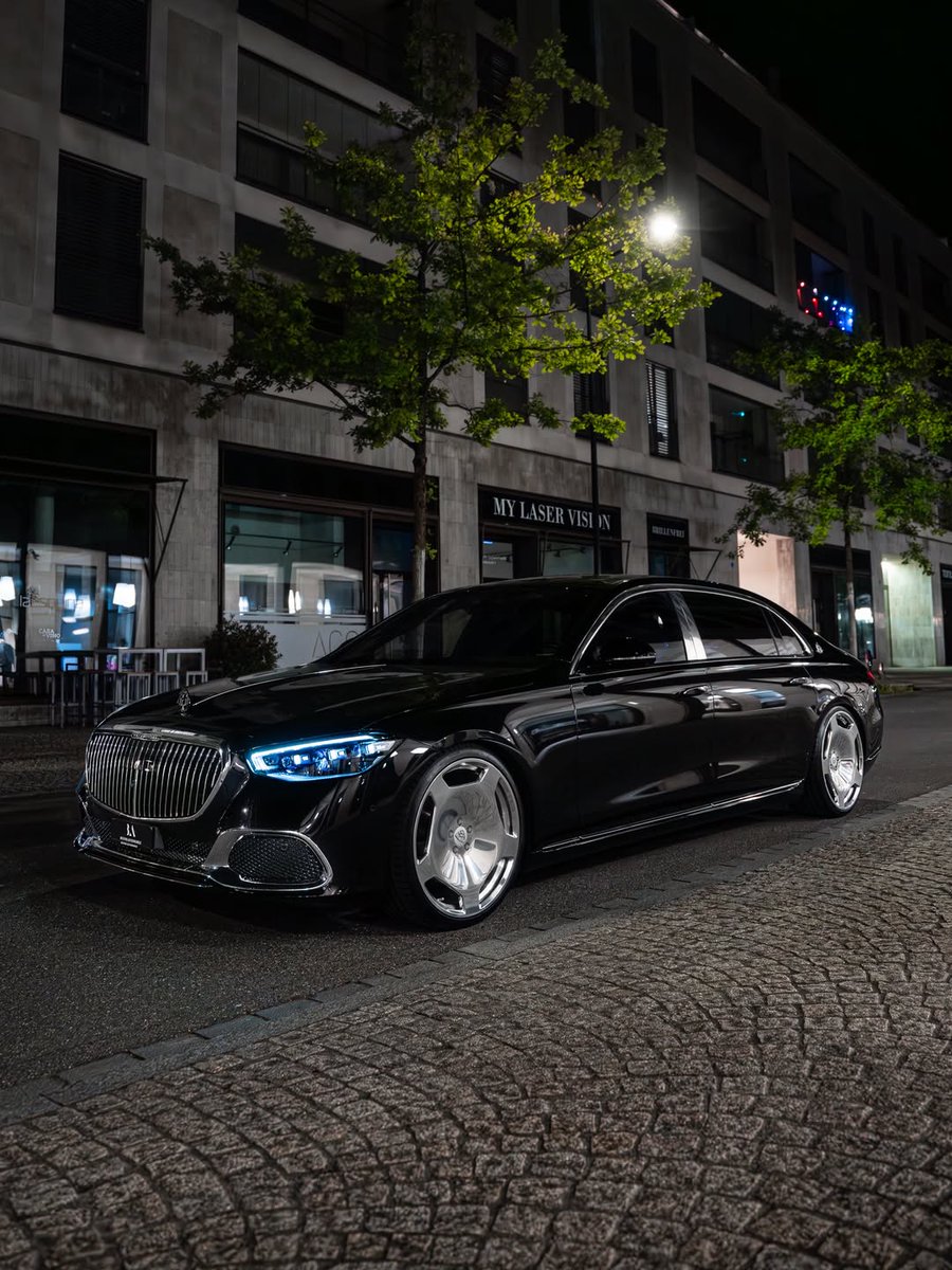 RPMvisualss's tweet photo. Maybach S580 https://t.co/GWTX2HyjK8