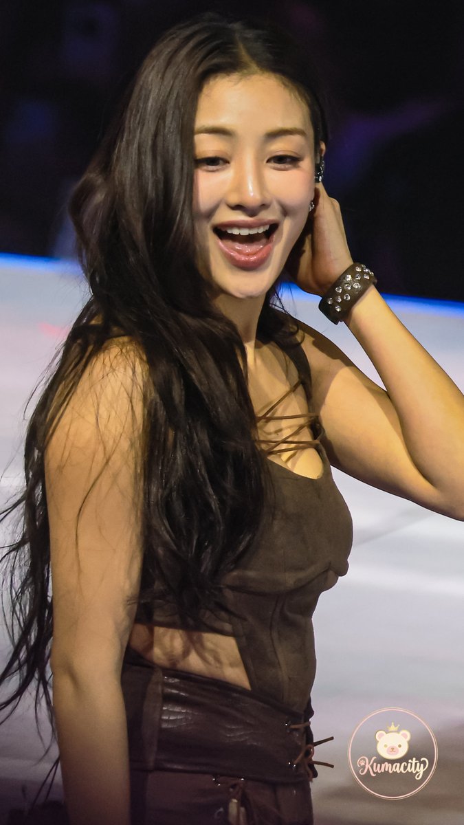 sugcrplum's tweet photo. 260122 TWICE “THIS IS FOR” WORLD TOUR IN LA DAY 2  

지효 JIHYO

#TWICE #지효 #JIHYO #TWICE_THISISFOR_WORLD_TOUR_In_LA https://t.co/7xlWwCiSqy