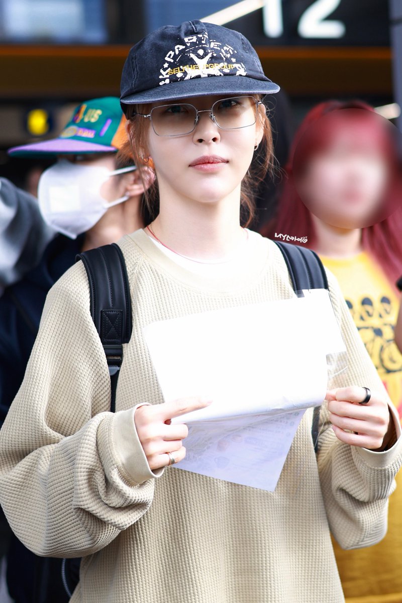 My_Skyy_'s tweet photo. 260921 멜버른 입국

📸📸📸📸ㅋㅋㅋㅋㅋㅋㅋㅋㅋㅋㅋㅋㅋㅋ

#마마무 #문별 #MAMAMOO #MOONBYUL https://t.co/wfFrOoS9x0