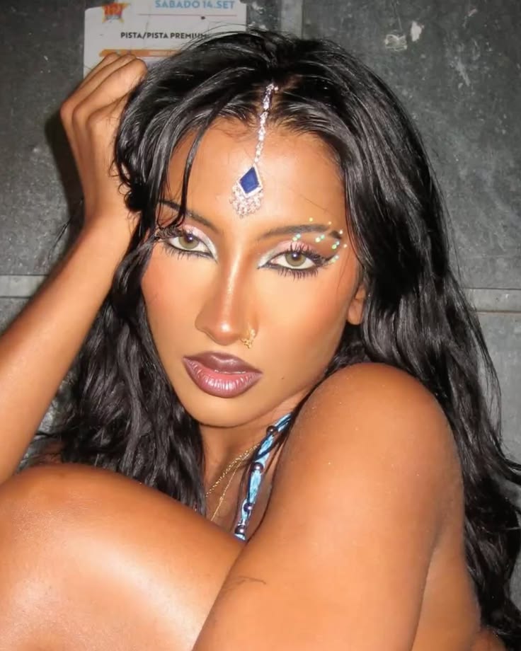 eyekonicliv's tweet photo. queen of makeup https://t.co/XRnRuc9S1Q