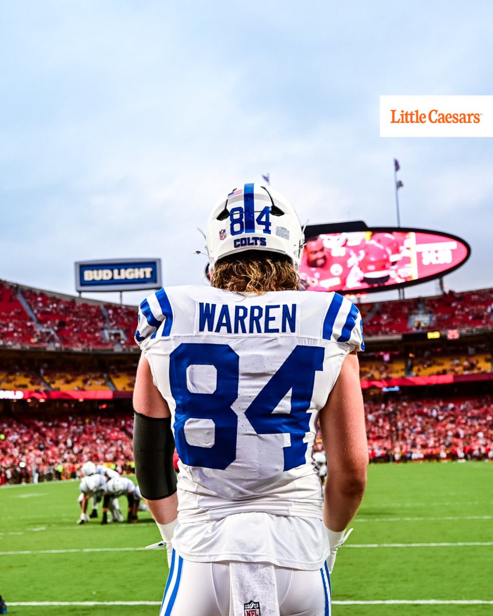 Colts's tweet photo. Sunday night lights. https://t.co/qM2tzmjNBo