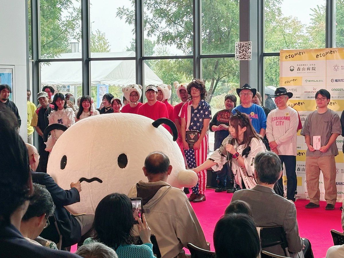 RR_SION's tweet photo. note記事を書きました

とても良いライブが出来て嬉しかった日｜https://t.co/pemsgDj6l2 https://t.co/4ASMLPp70Y